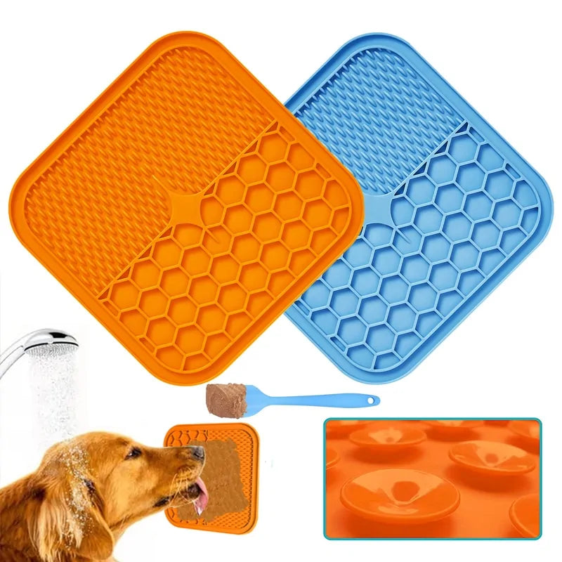 Silicone Dog Lick Pad to Help with Bath Time